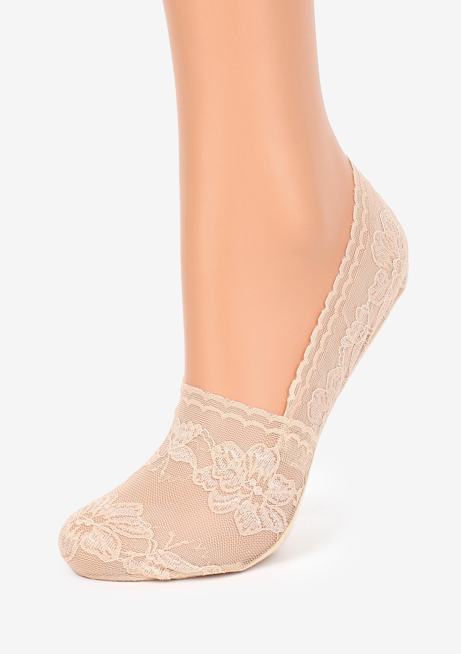 WOMEN'S FEET Z32